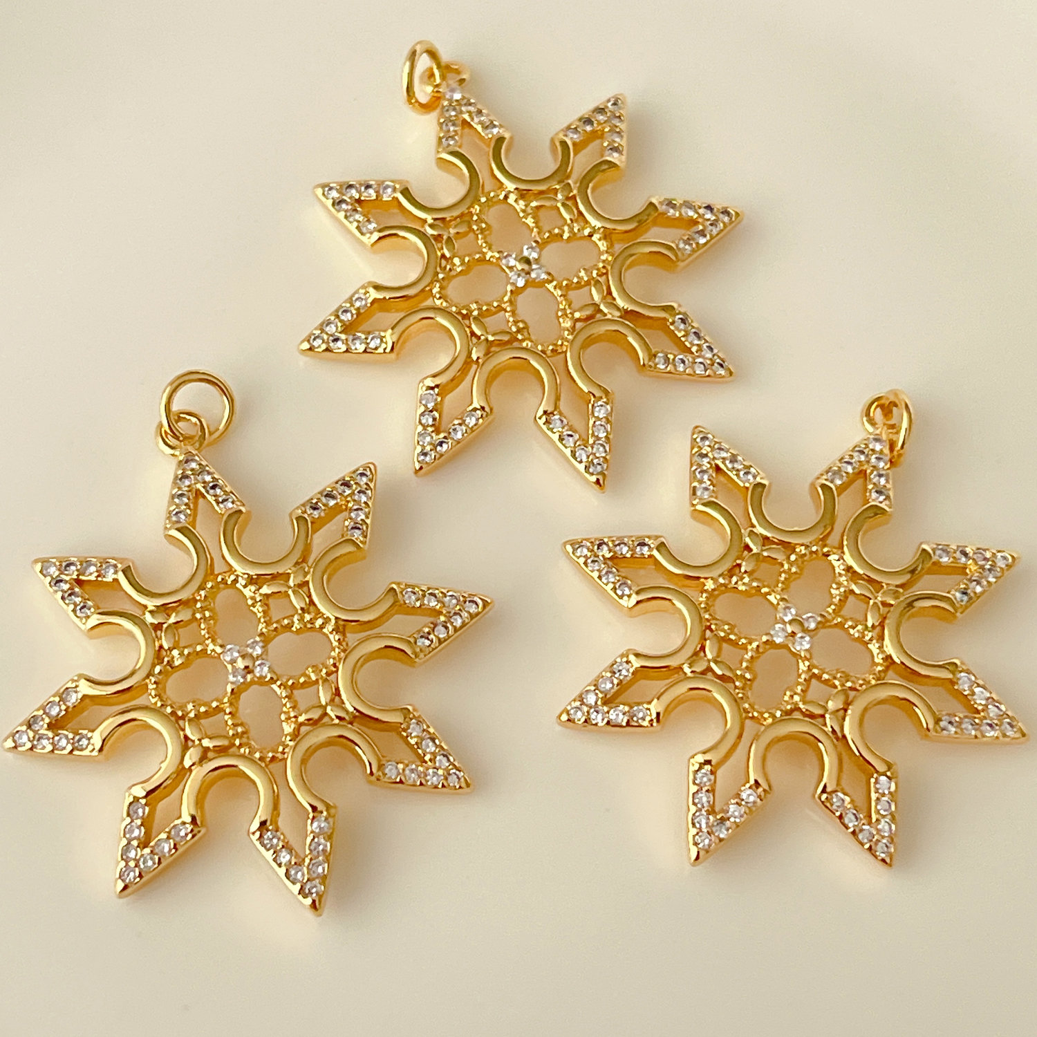 Pave snowflower charm