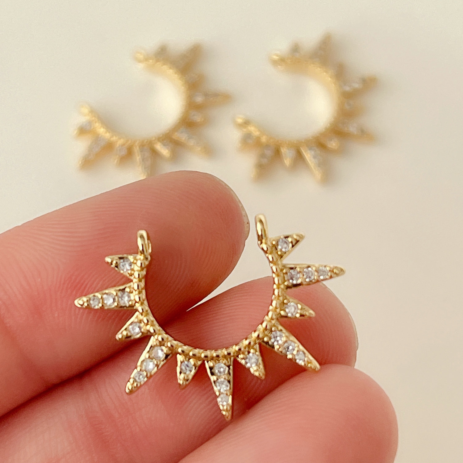 Pave U charm