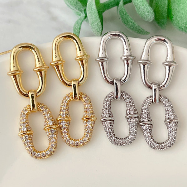 Fashin zircon earrings