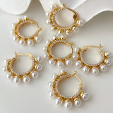 Pearl hoops earrings