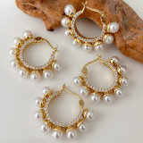 Pearl hoops earrings