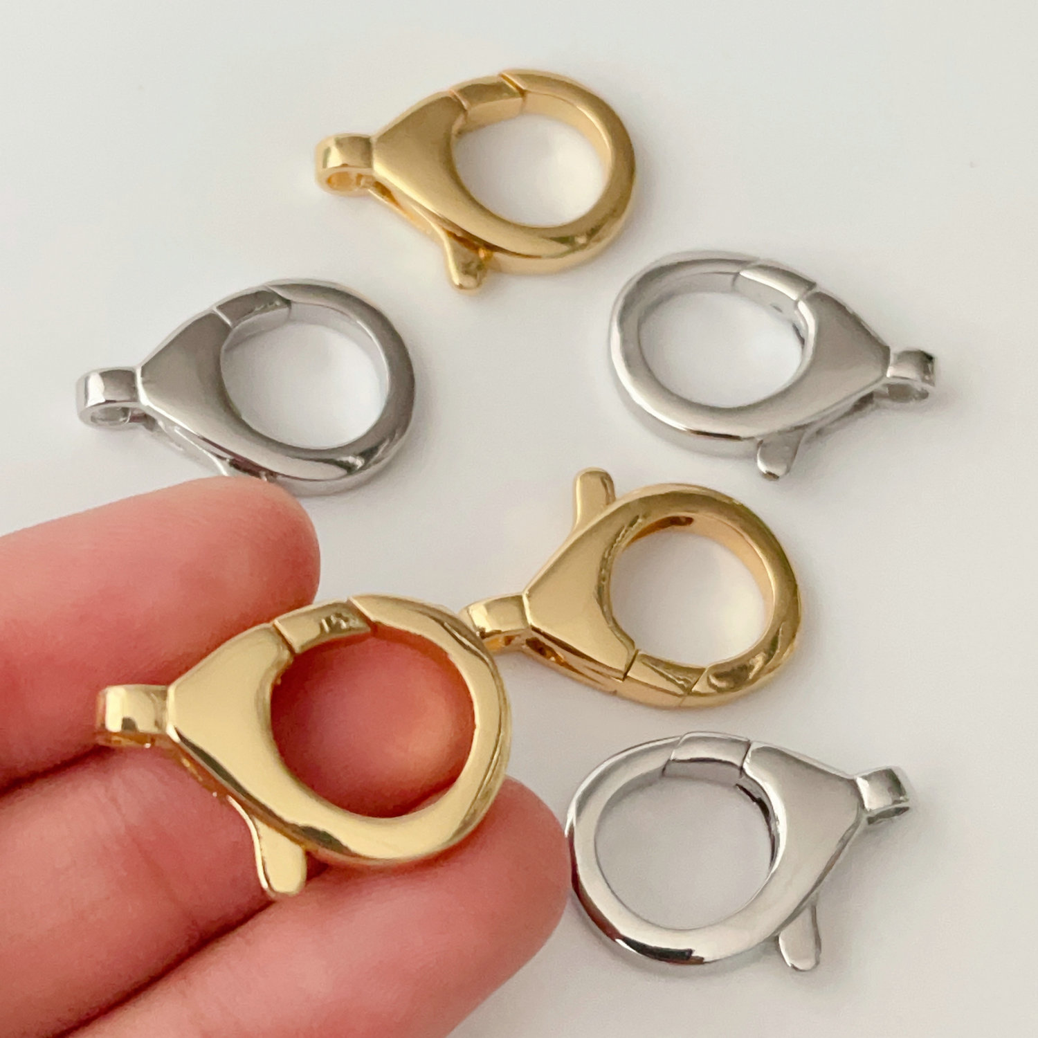 Metal clasp
