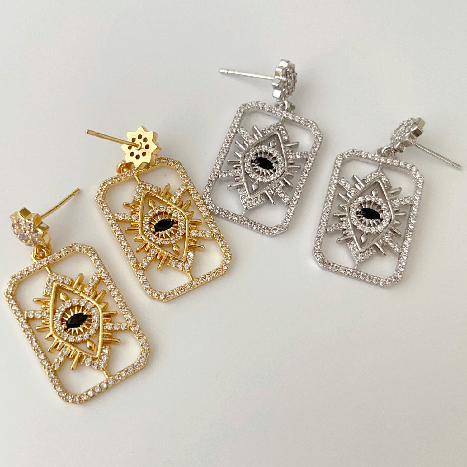 Square eye charm earrings