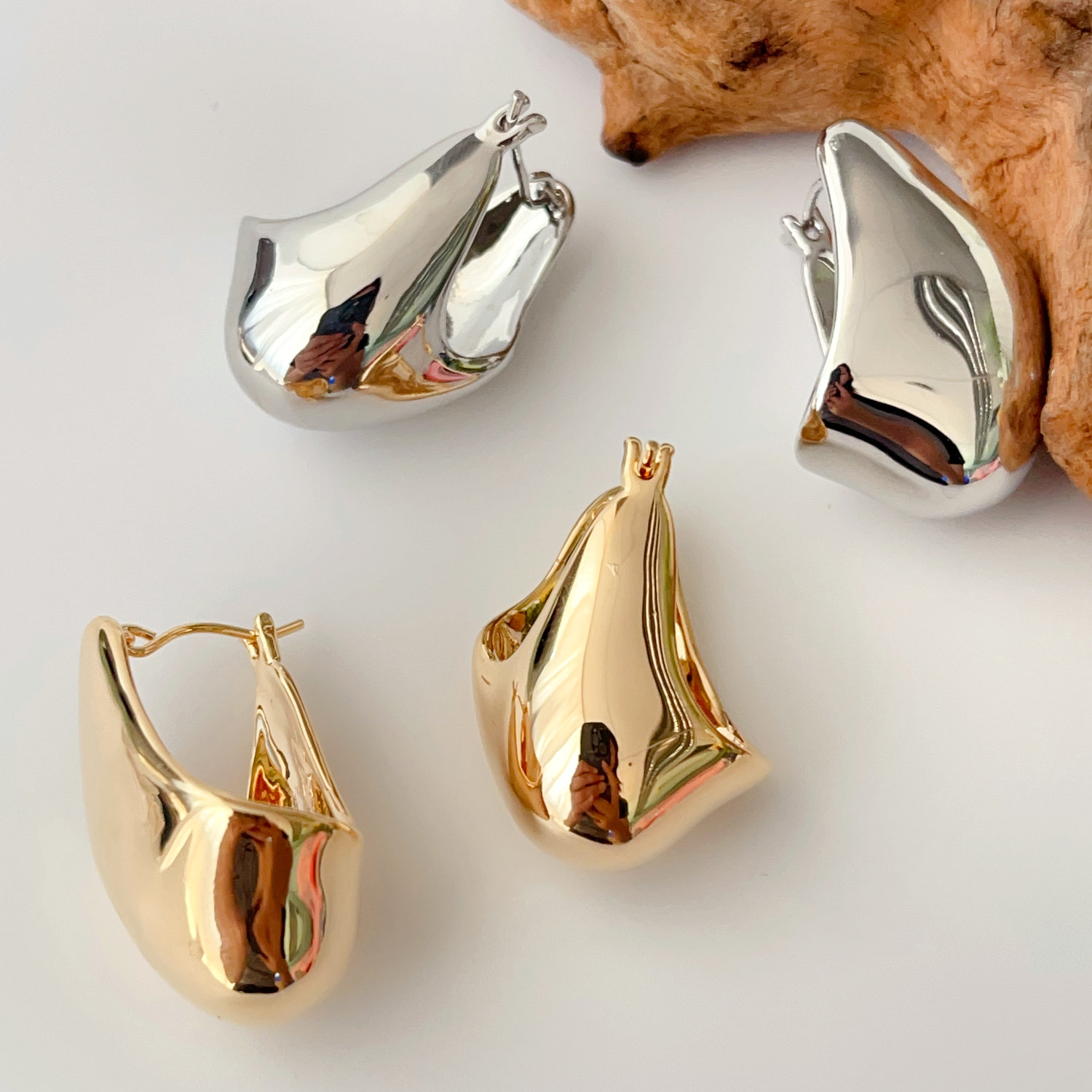 Specil metal earrings