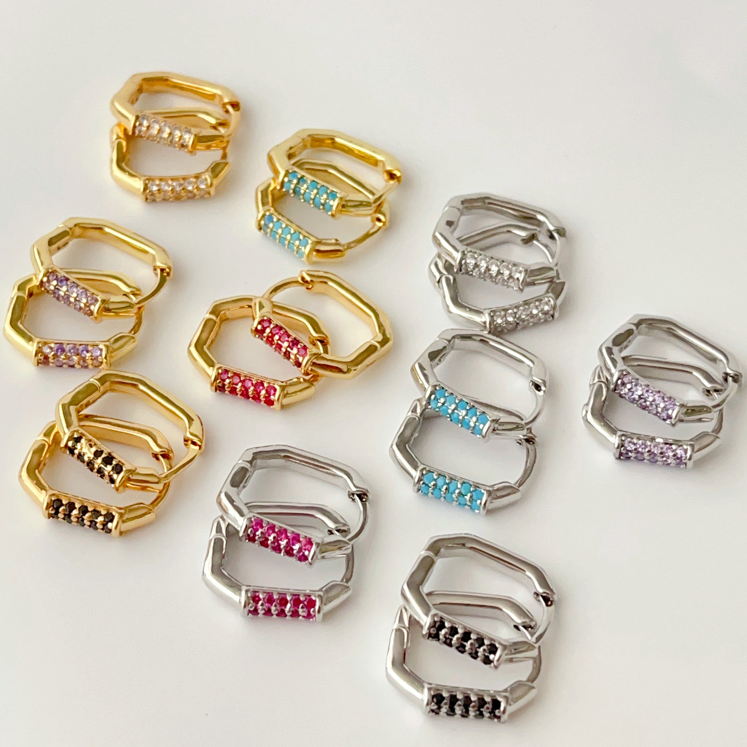 U hoops earrings