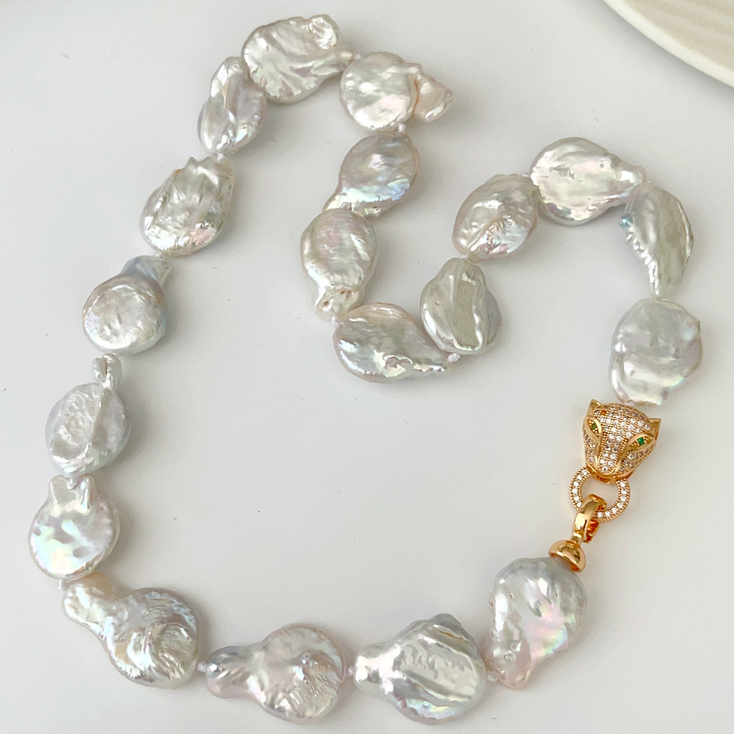 Fresh Water Pearl Necklace With Lion Pendant