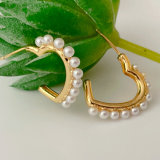 Heart pearl earrings