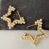 Star pearl earrings