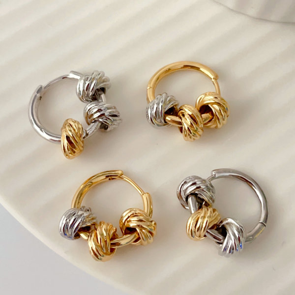 Beads hoops earrings