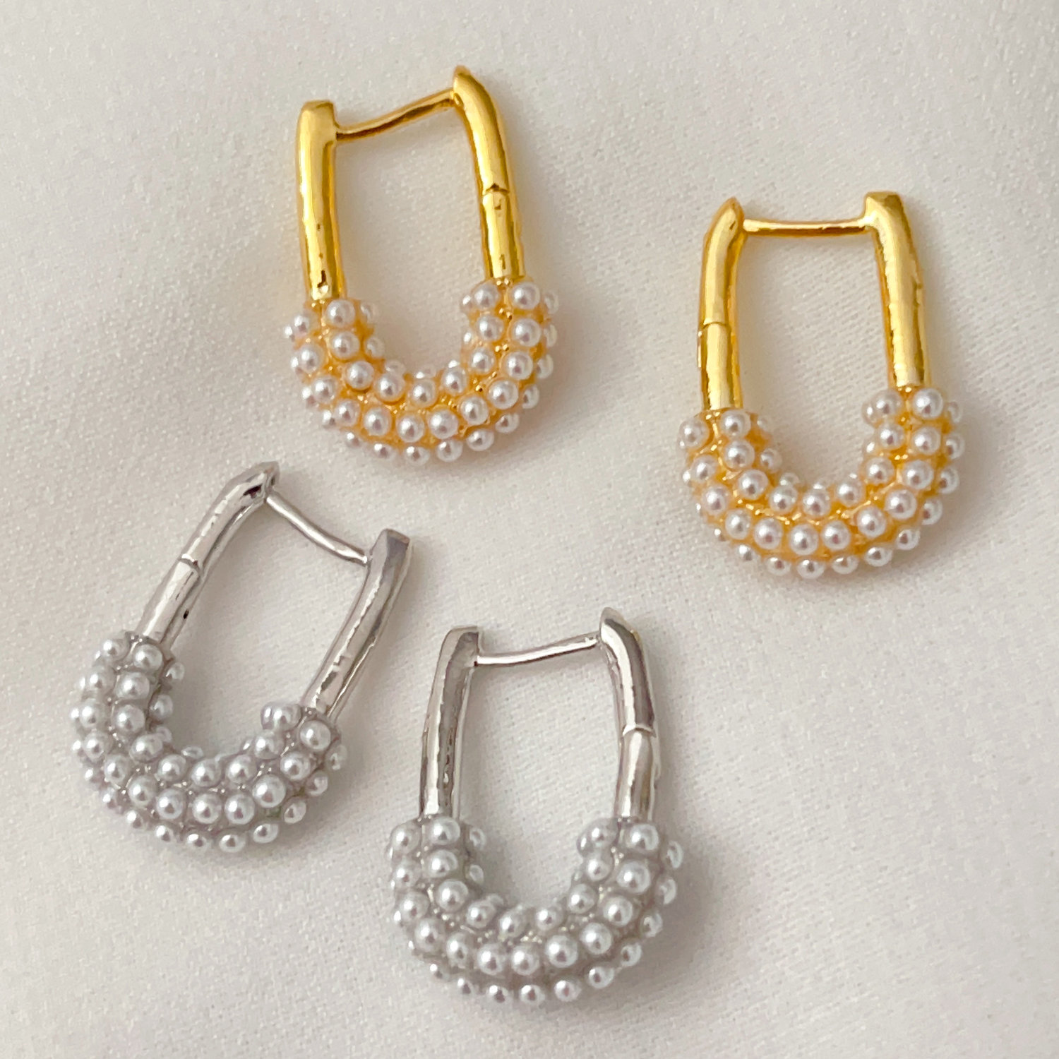 Pearl pin earrings