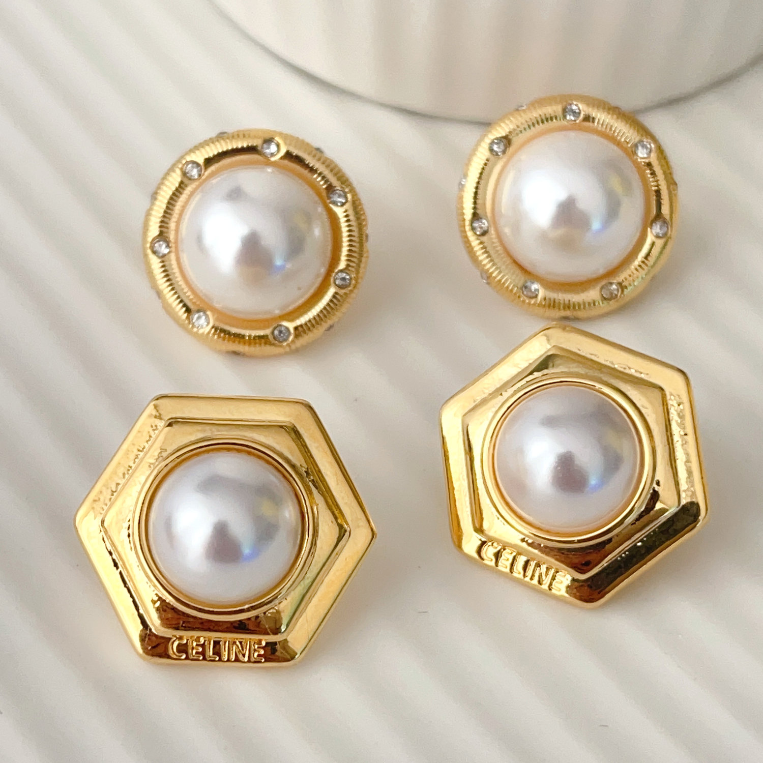 Big pearl earrings stud
