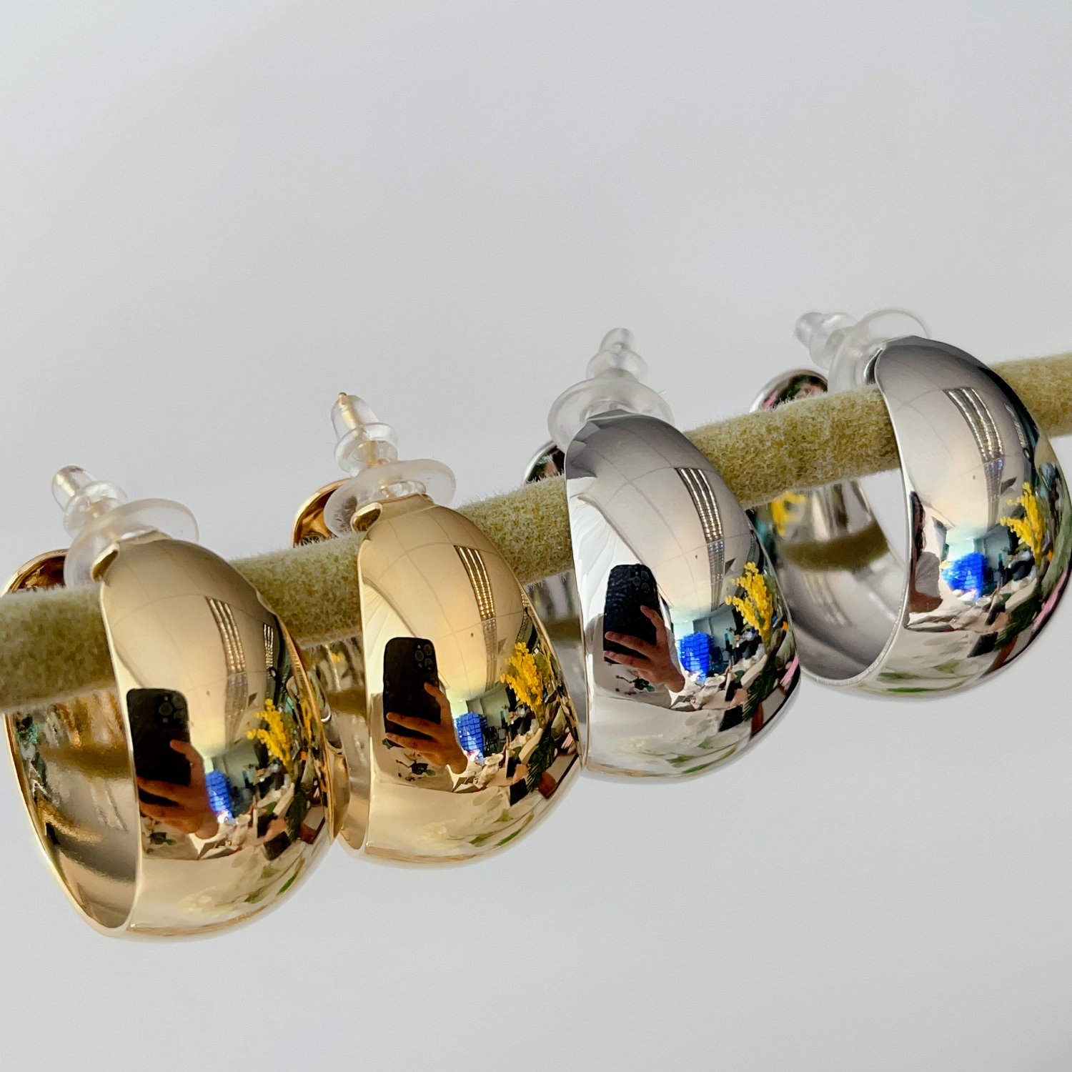 Fashion hoops earrings