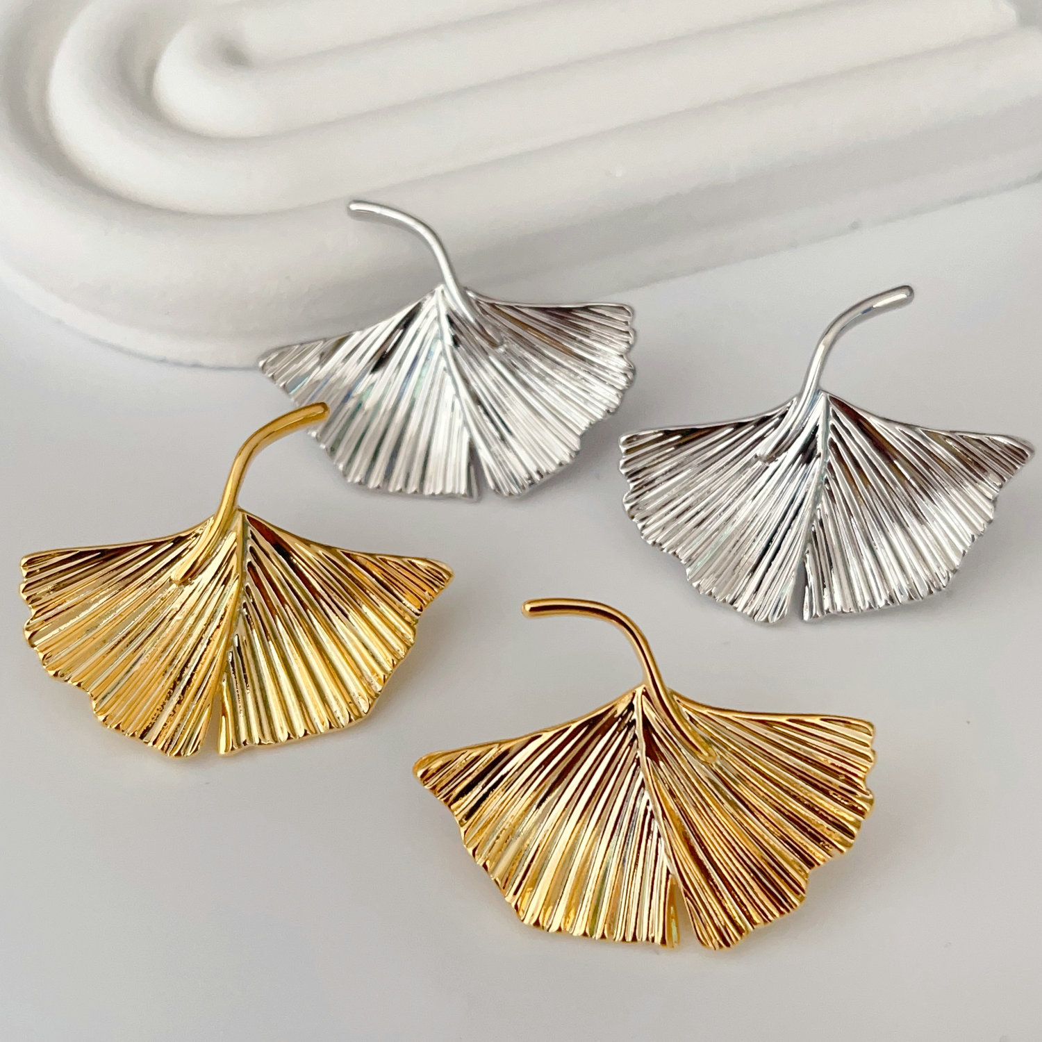 Lear earrings