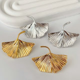 Lear earrings