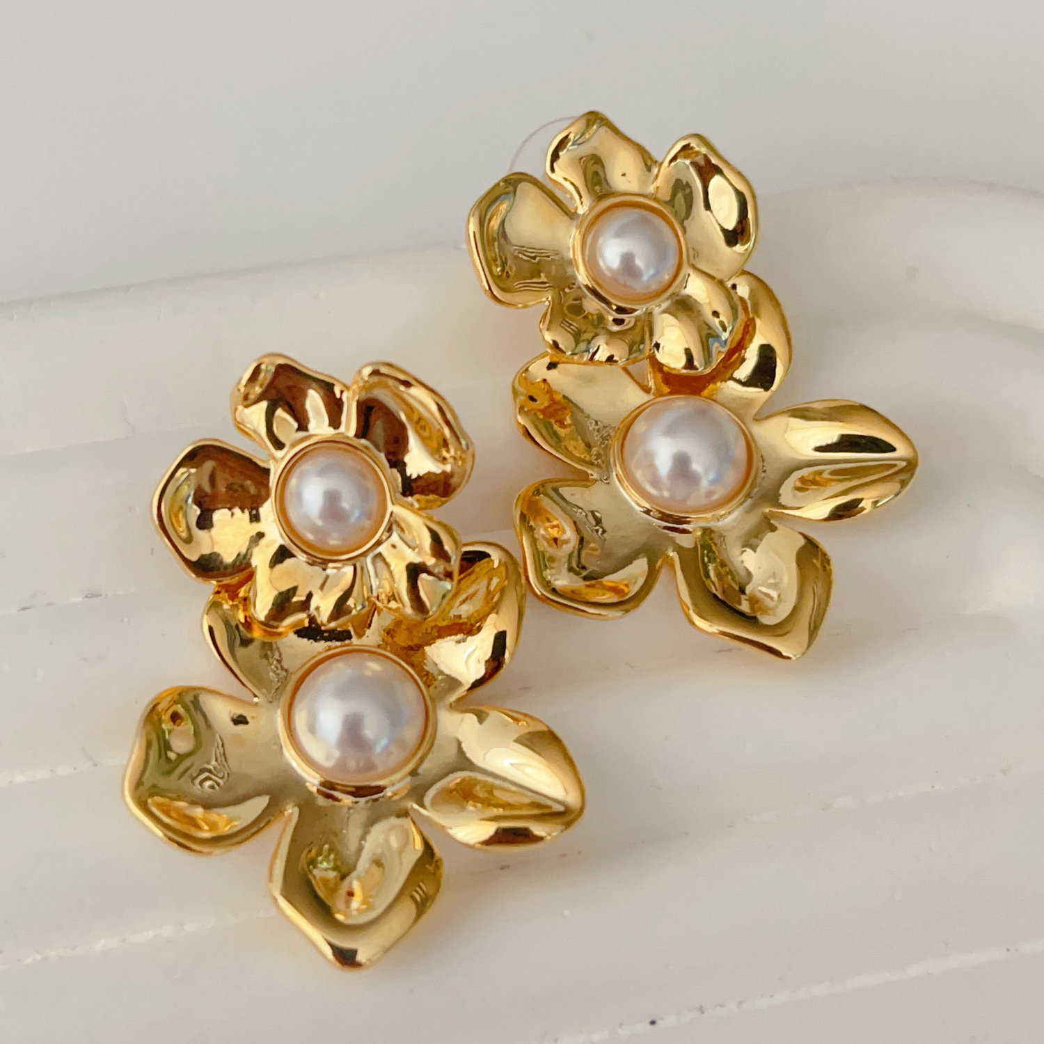 Flower earrings