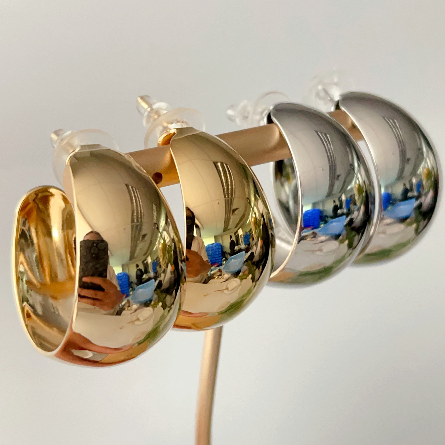Fashion hoops earrings
