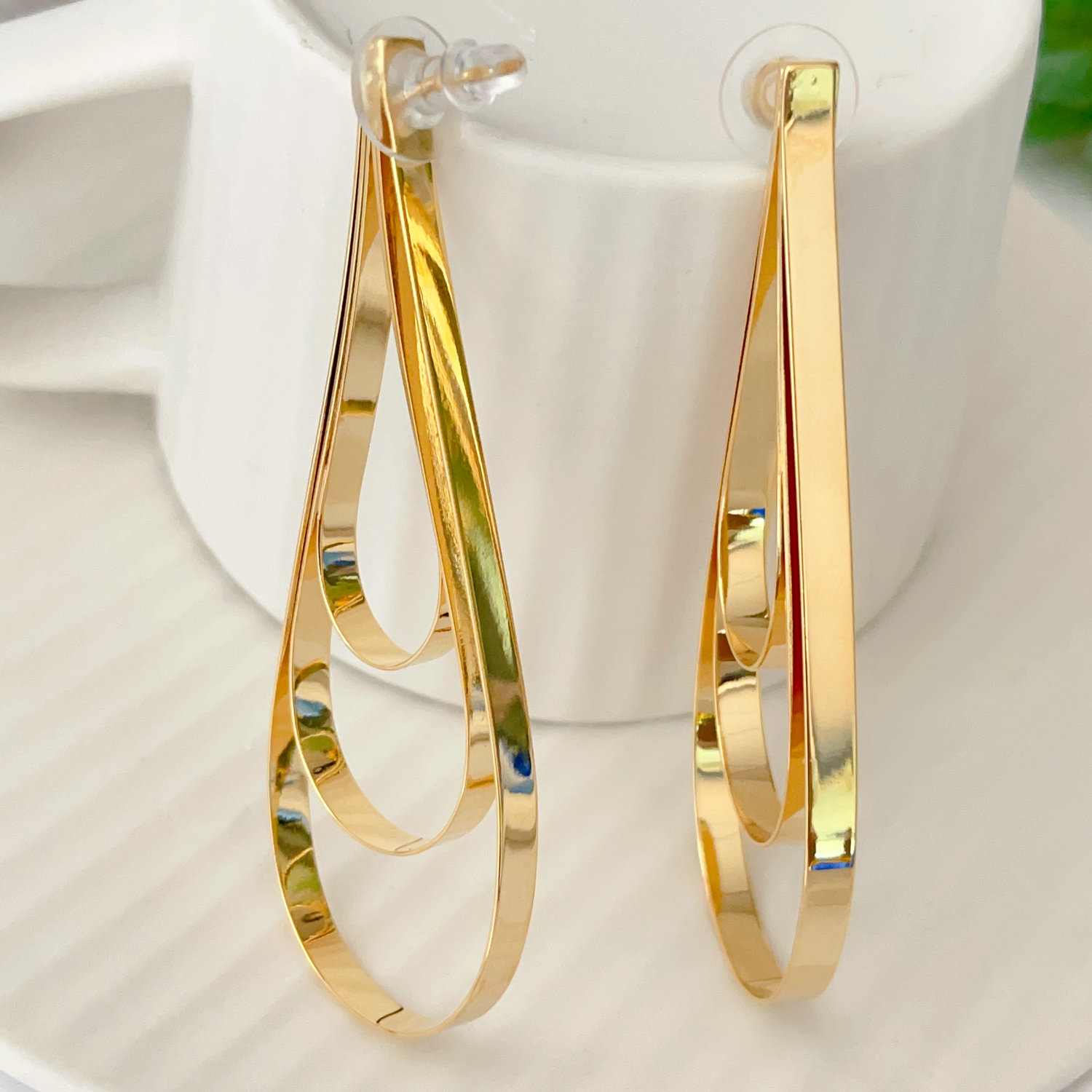 Speacil metal long party earrings