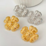 Flower metal earrings