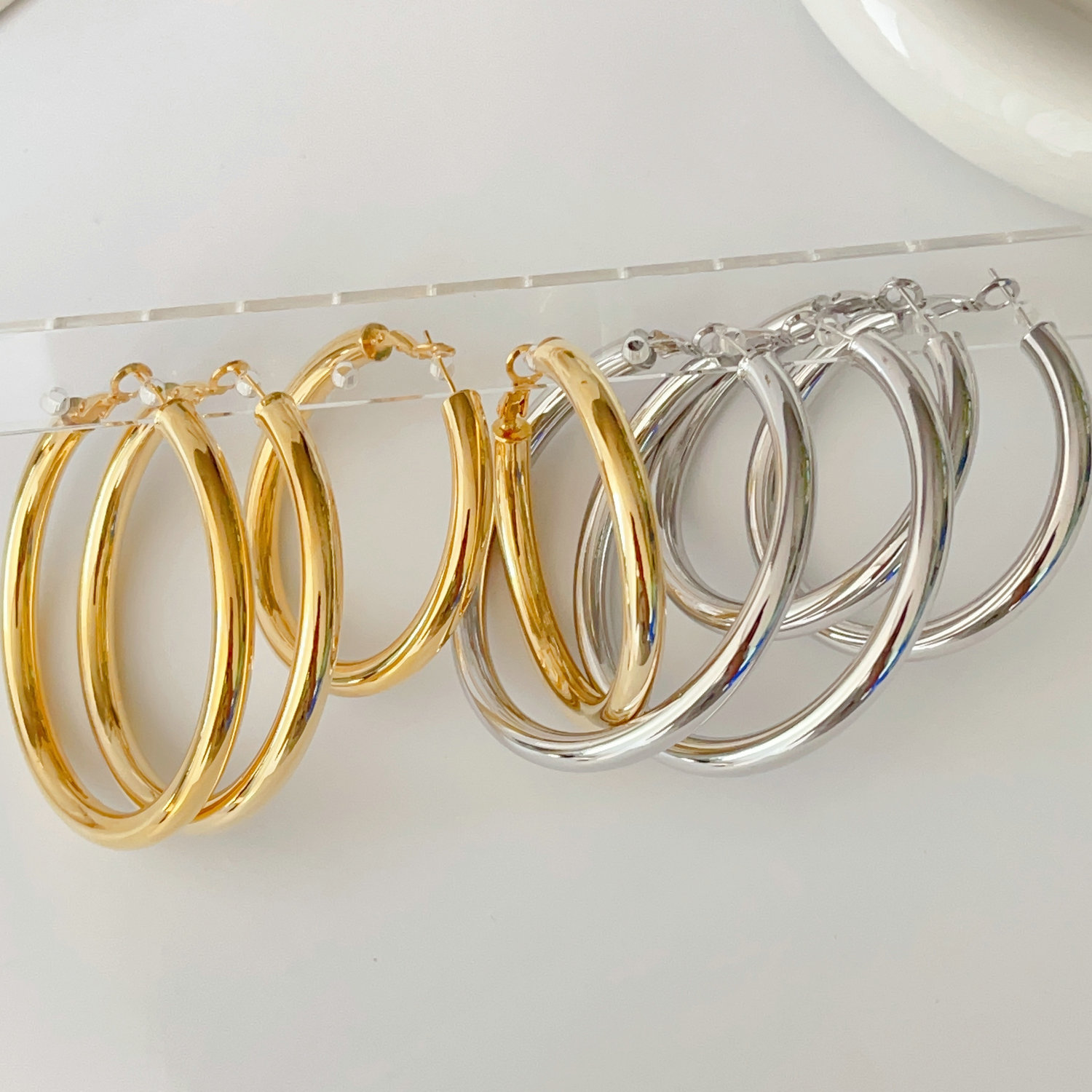 Chunky classical metal hoops earrings big 60mm small 50mm