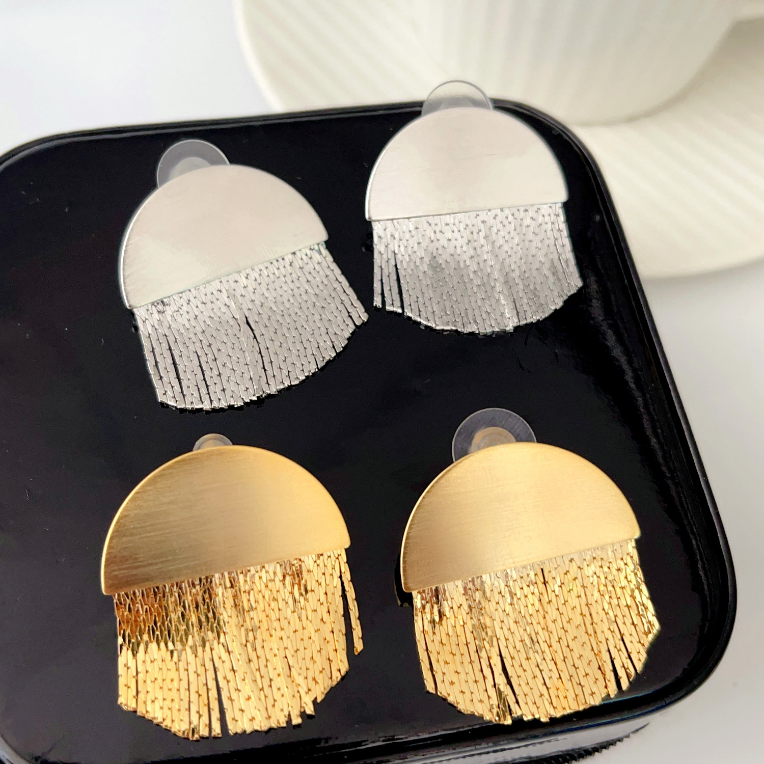 Chain tassel earrings