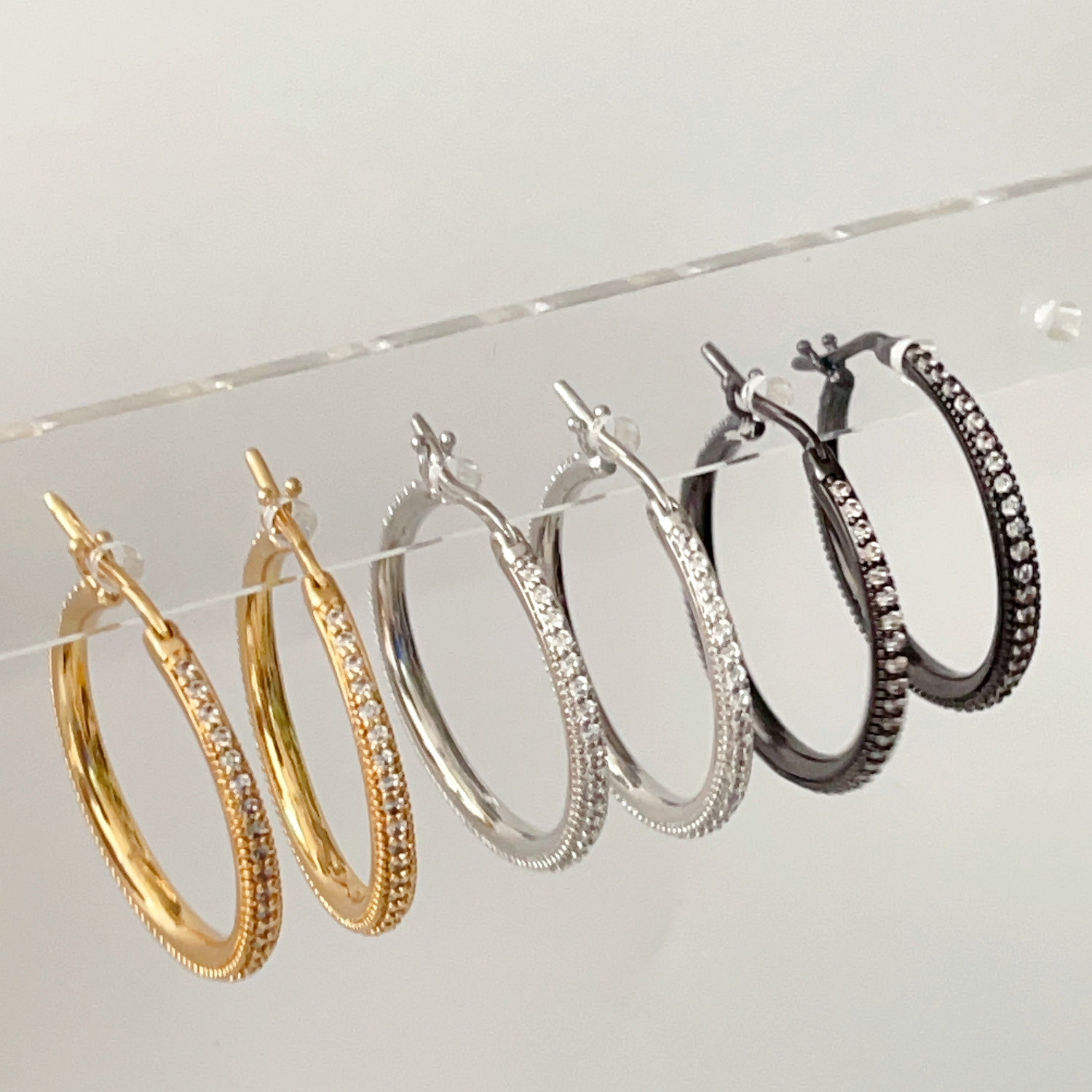 Simple zircon hoops earings
