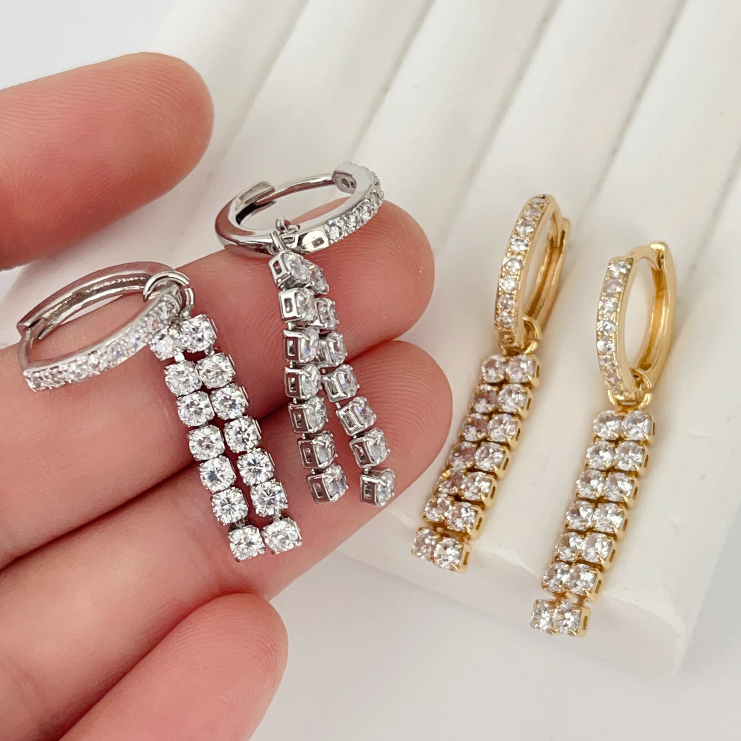 Zircon chain tassel earrings