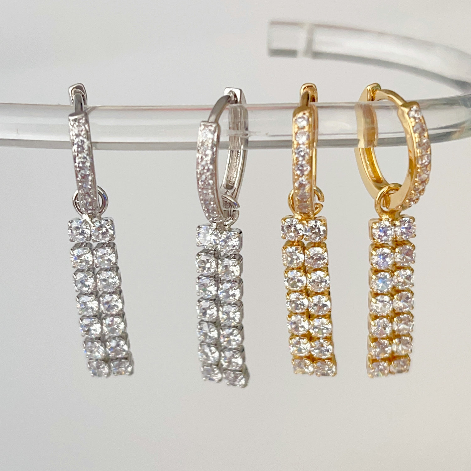 Zircon chain tassel earrings