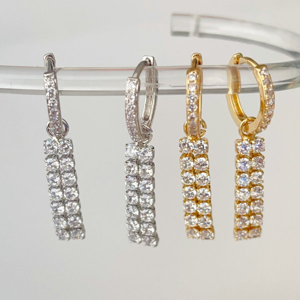 Zircon chain tassel earrings