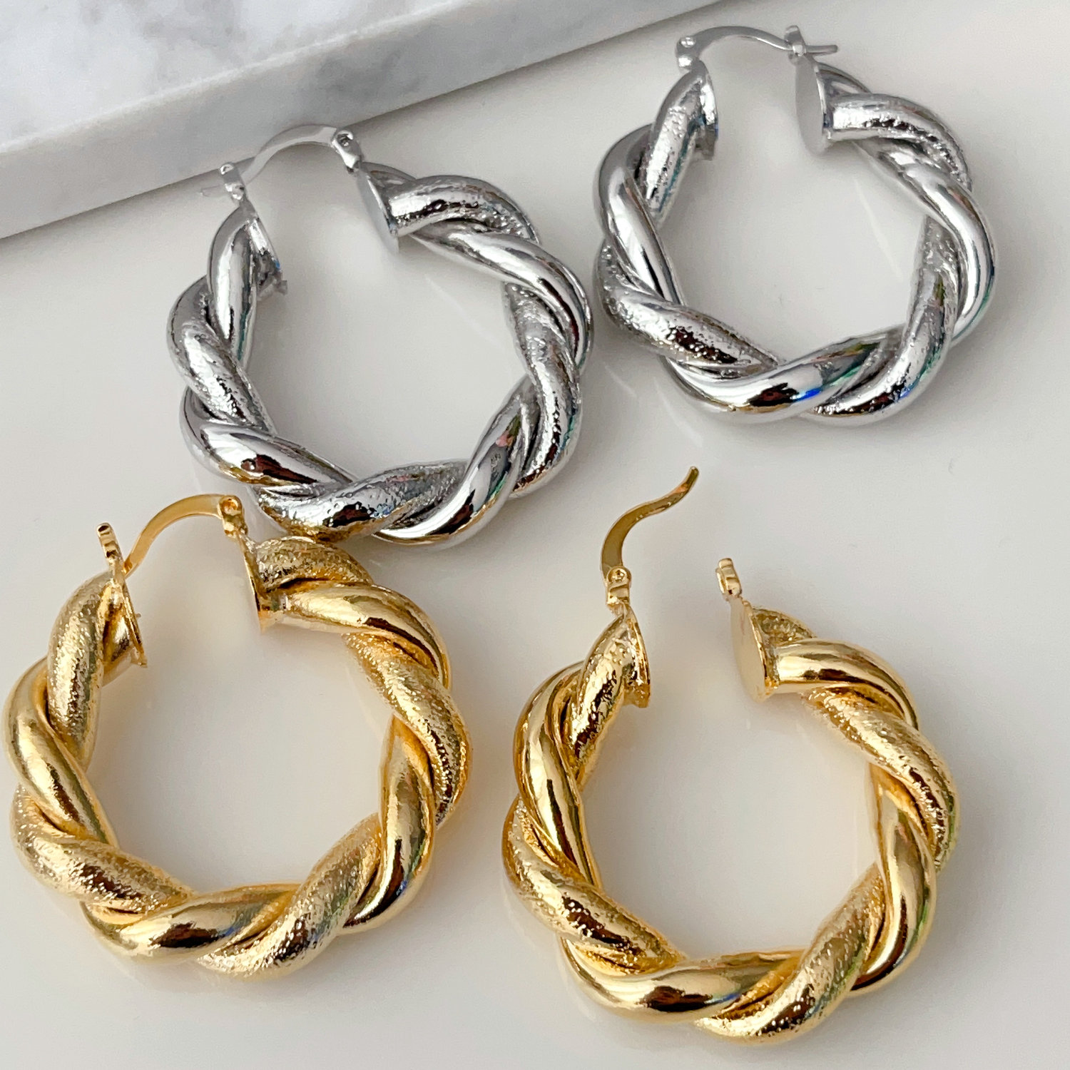Twist metal hoops