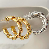 Metal twist hoops earrings