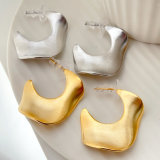 S shape metal earrings