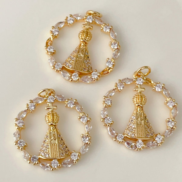 Round religious charm