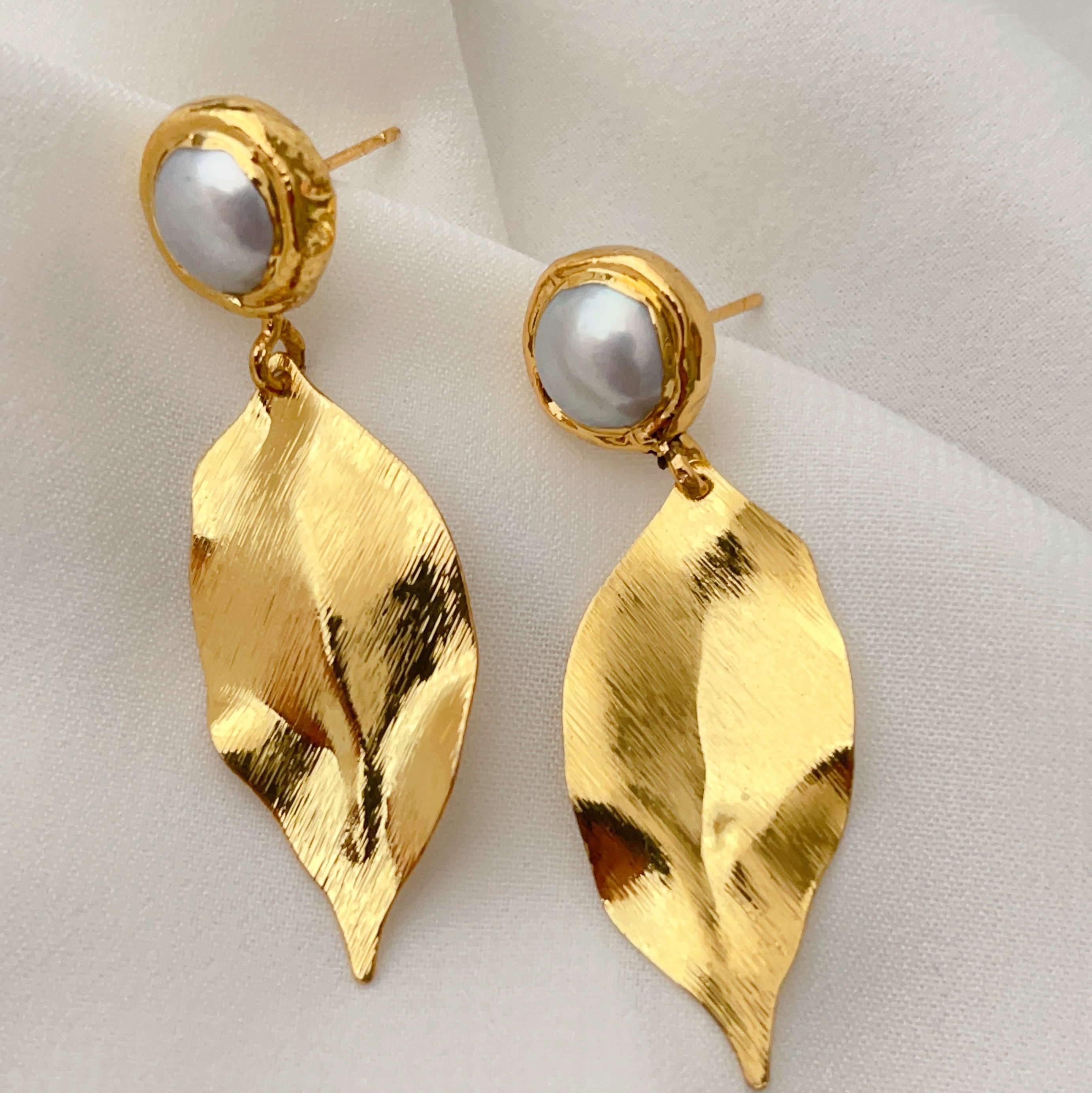 Gold leaf pearl earrings