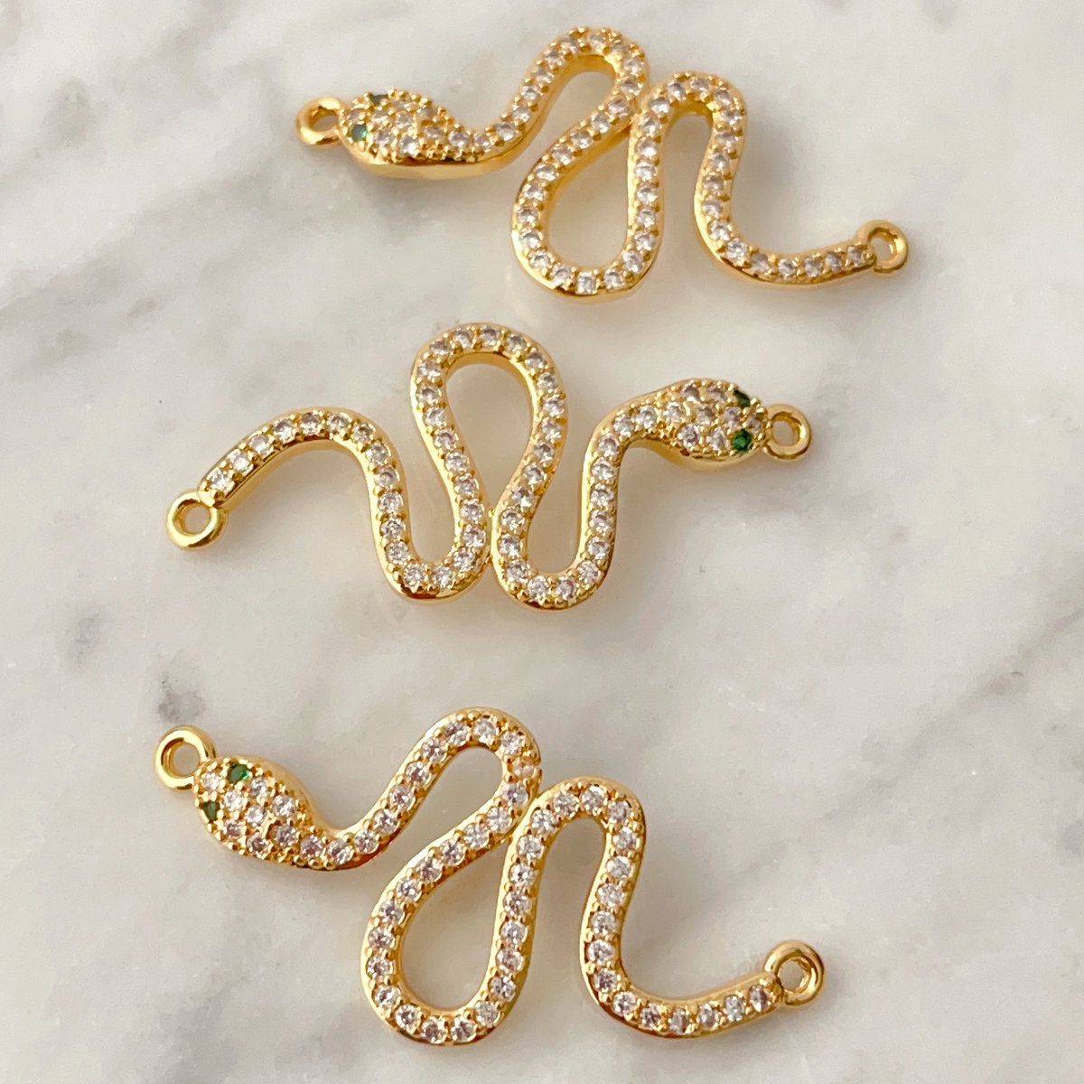 Pave zircon snake connector