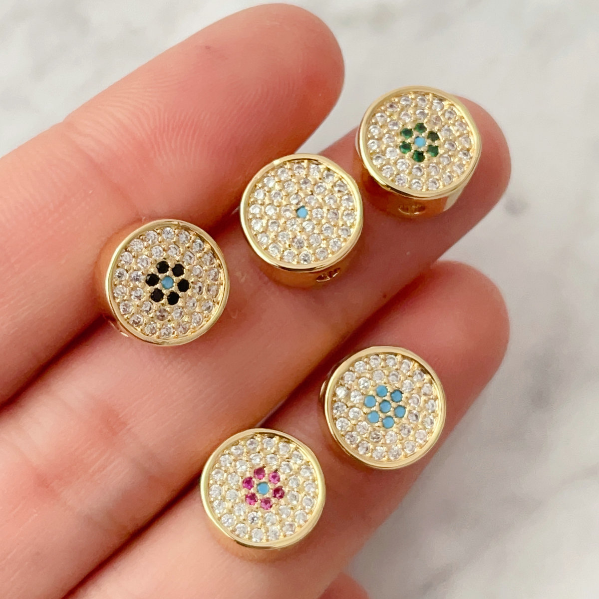 Pave round bead