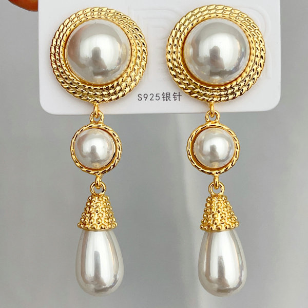 Long glass pearl dangle earrings