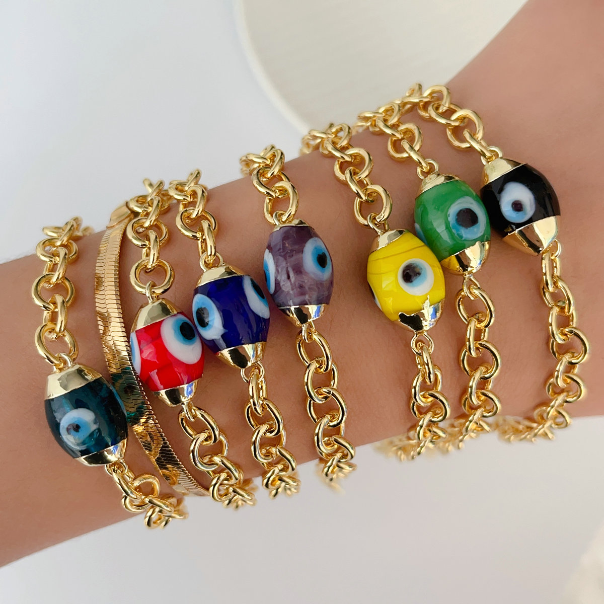 Oval evil eye chain bracelet