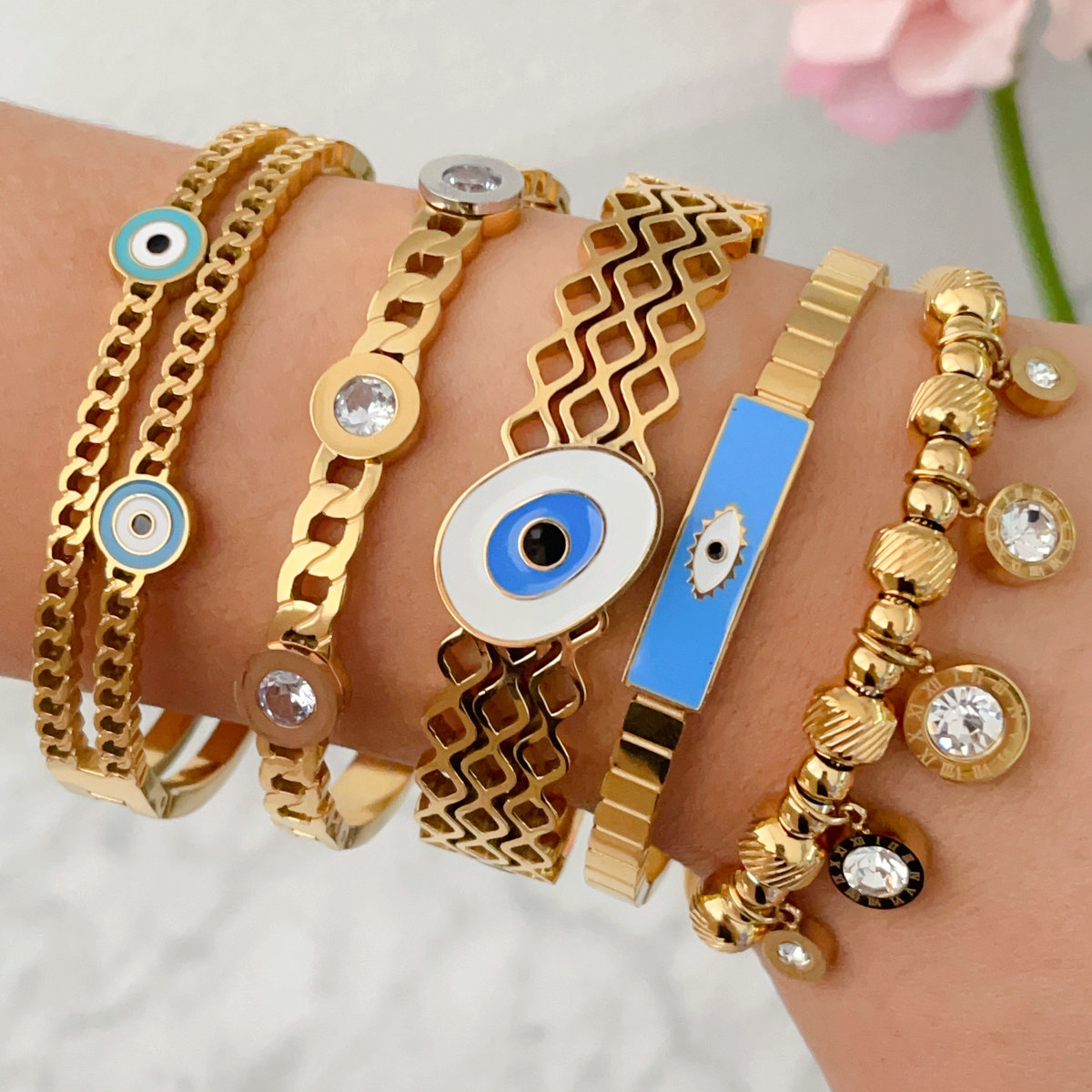 Evil eye stainless steel bangle