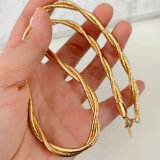 Stainless steel twist necklace