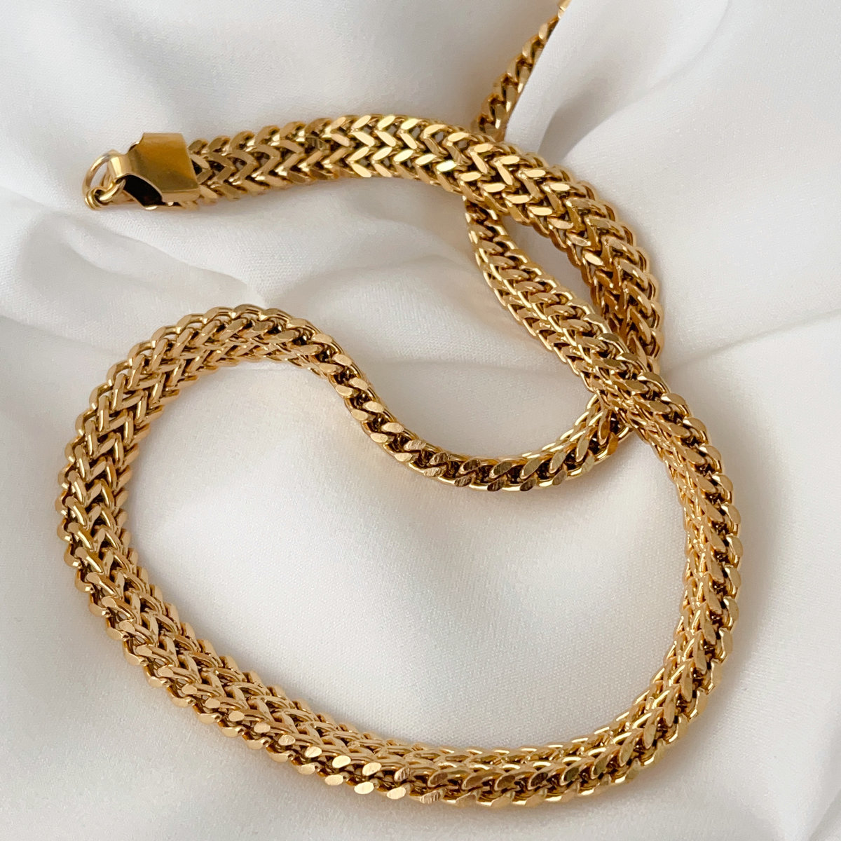 Stainless steel chunky necklace