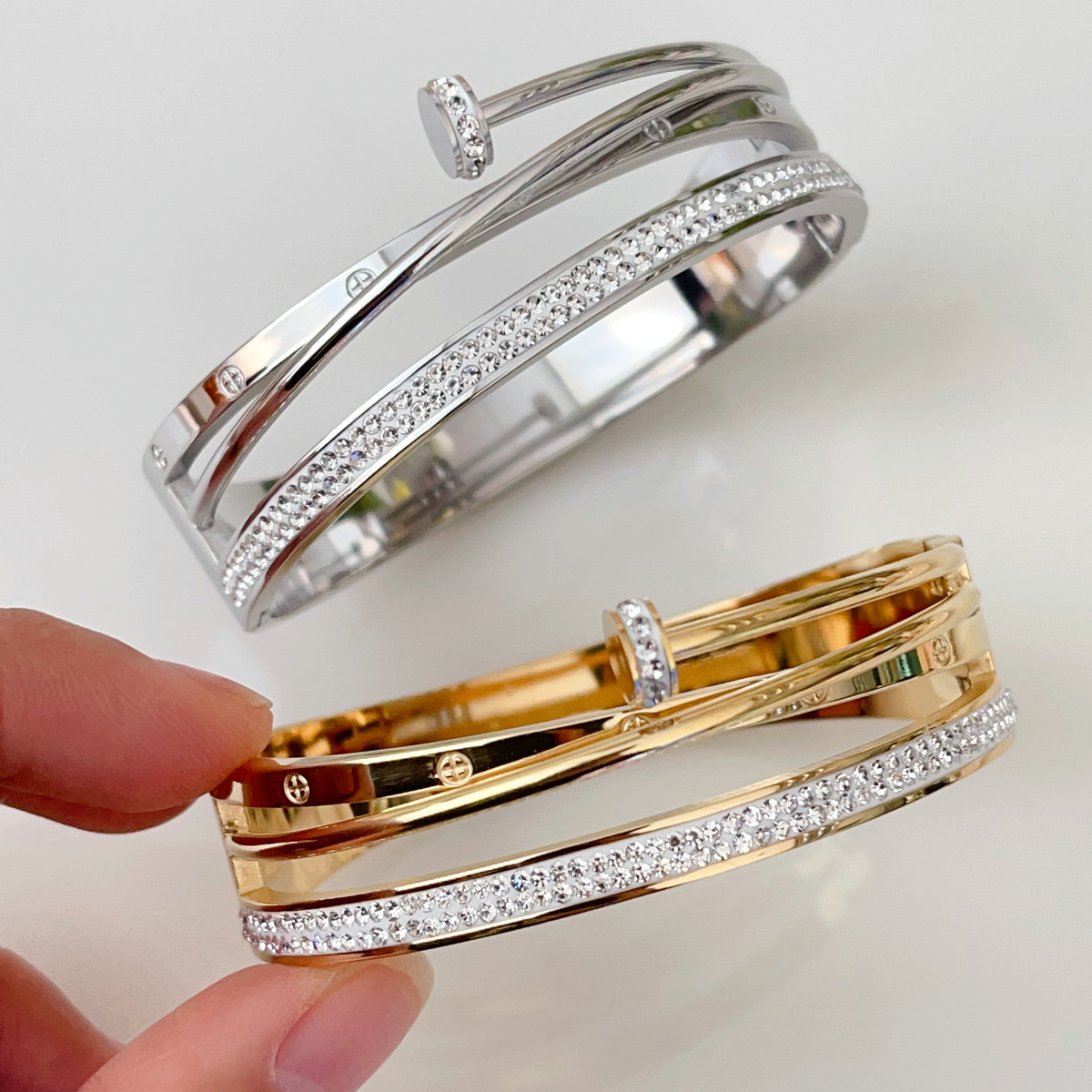 Stainless steel big nail bangle