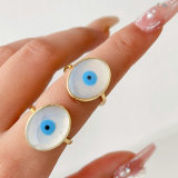 Oval mop white eye ring