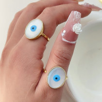 Oval mop white eye ring