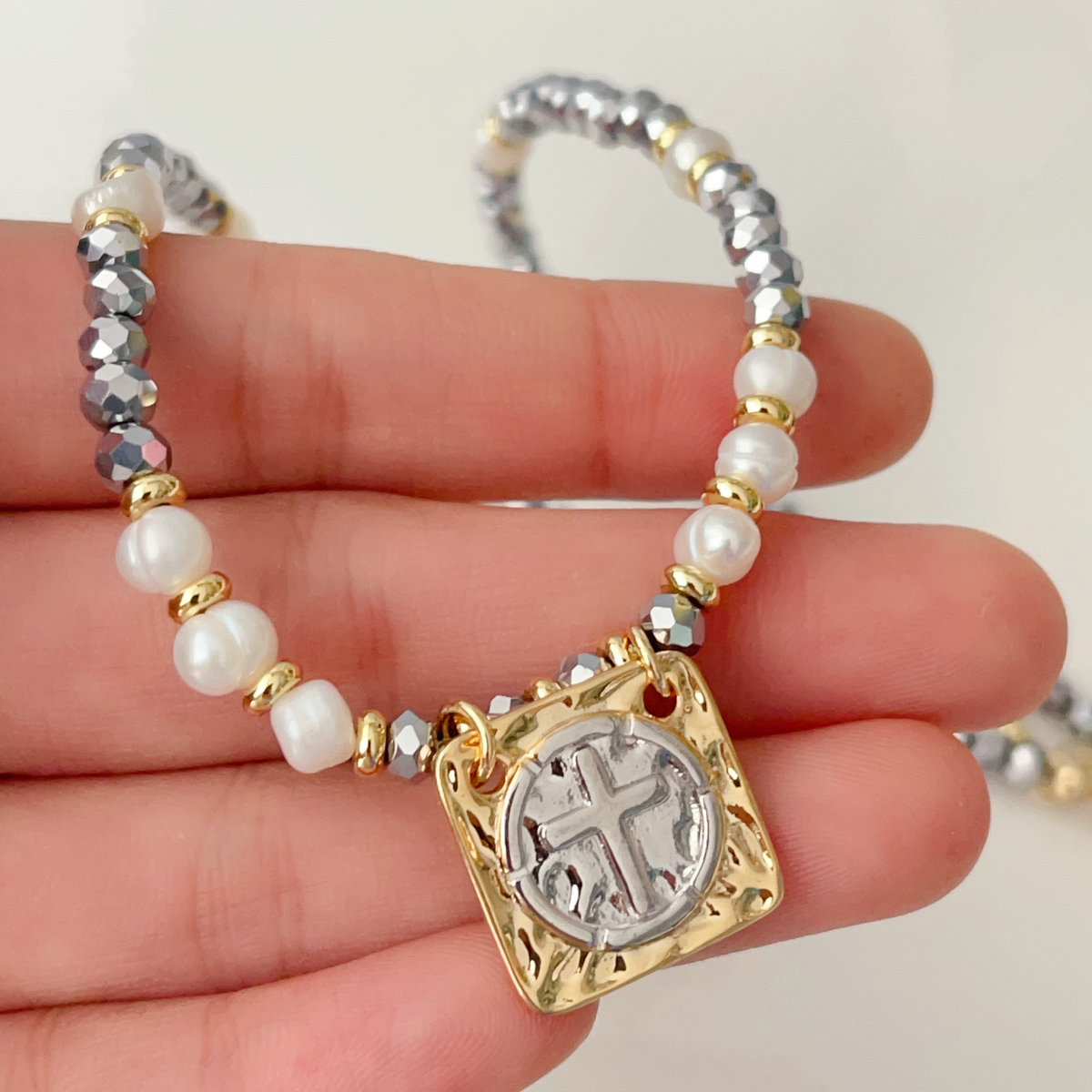 grey chinese crystal necklace with square pendant