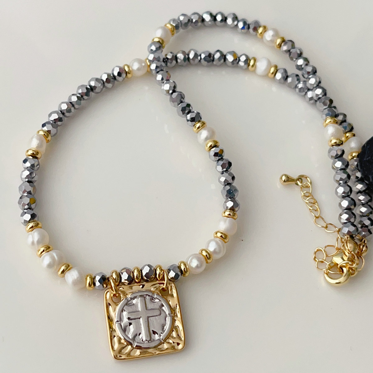 grey chinese crystal necklace with square pendant