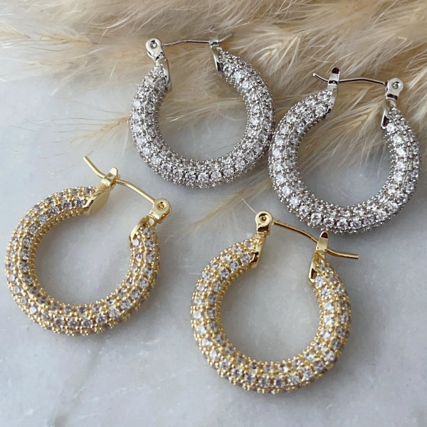 Mirco pave zircon circle hoops