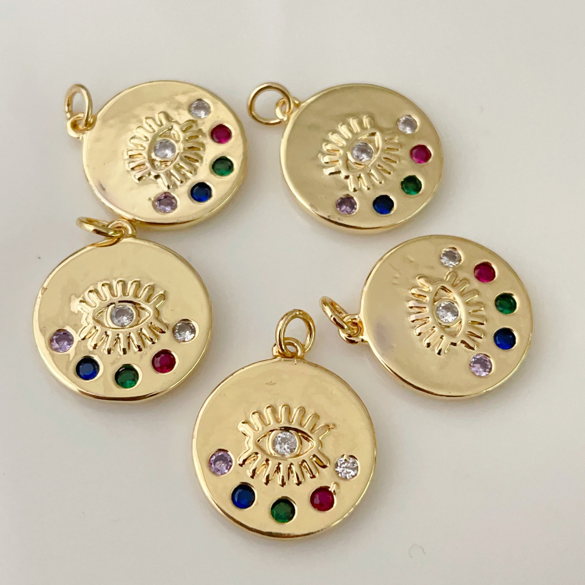 Round colorful eye pendant