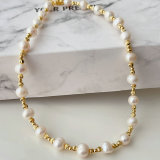Fresh water pearl necklace with spacer bead
