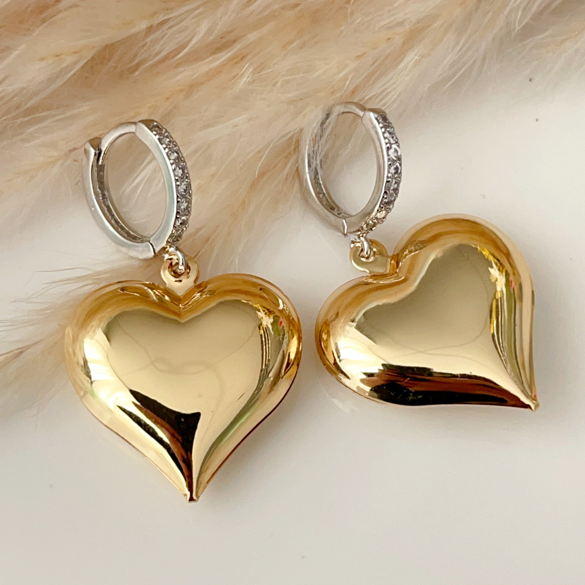 Big heart pendant with silver hoop earrings