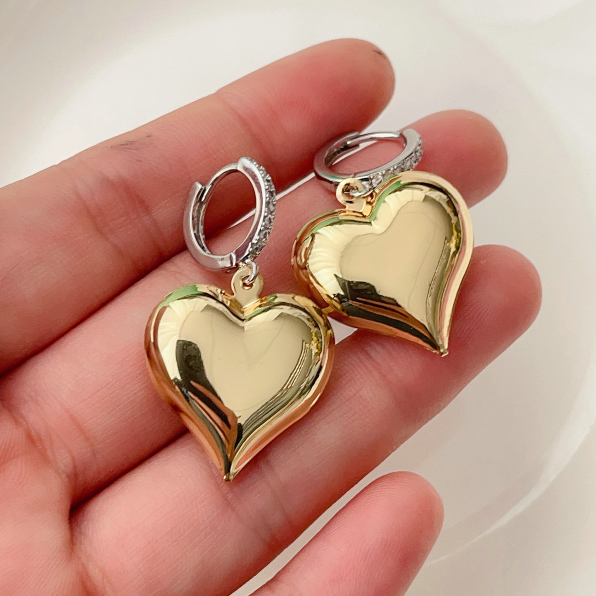 Big heart pendant with silver hoop earrings